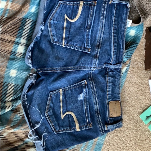 American Eagle Outfitters Pants - American Eagle ripped shorts